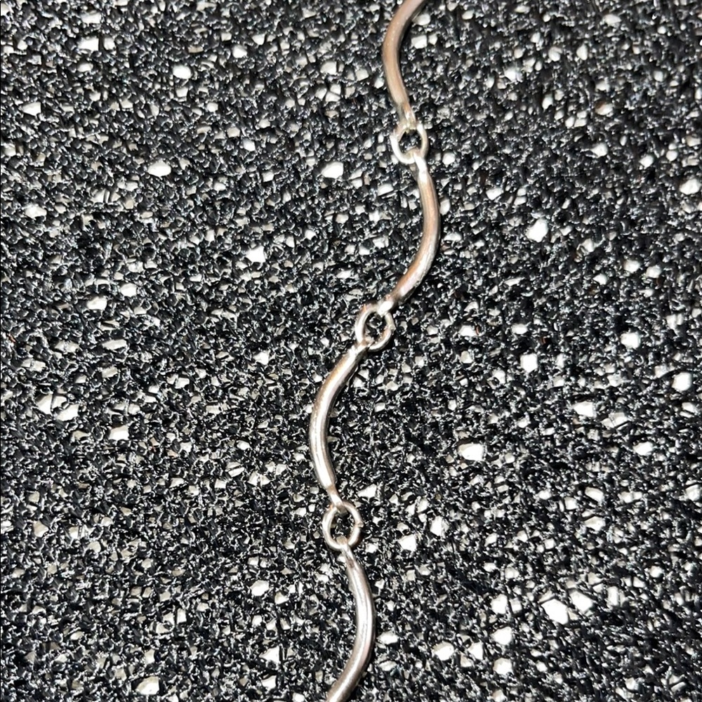 Vintage funky modern squiggly Silver Necklace c43 - Picture 3 of 4